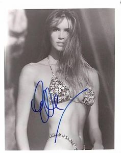 Elle Macpherson Signed Autograph 8x10 Photo - Stunning Swimsuit Model The Body